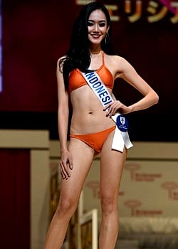 Felicia Hwang Yi Xin